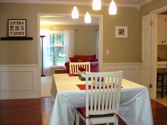 Dining room w/ french doors to backyard