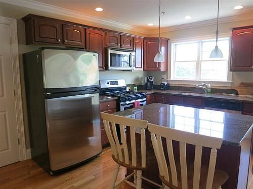 3rd image of 50 B St APT 5