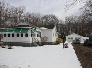 81 Tinton Falls Rd, Farmingdale, NJ 07727