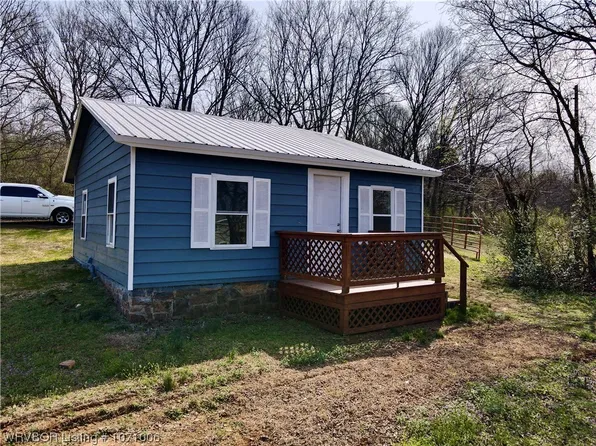 9040 N Highway 59, Cedarville, AR 72932