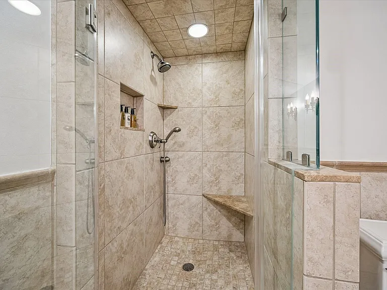 2368 Timber Ln — Photo 41