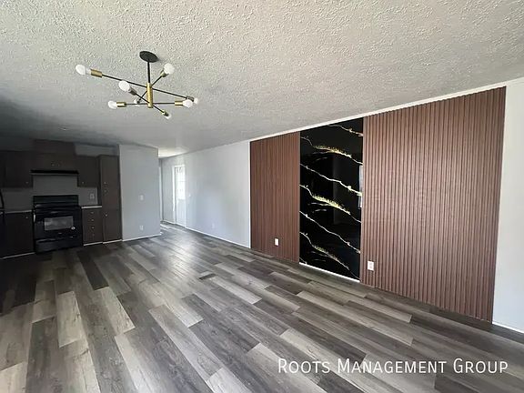 2nd image of 54 Carriage Lane Est #54