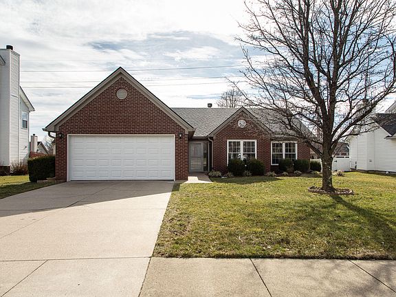 3rd image of 9502 Deer Trail Pl