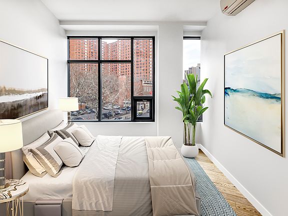 4th image of 437 W 125th St #Penthouse B