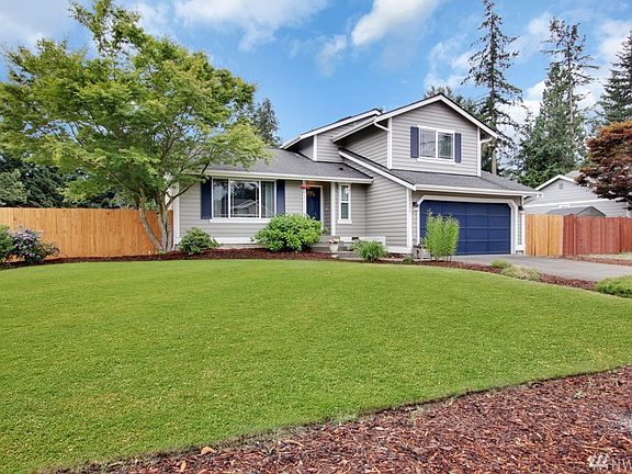 4th image of 20202 123rd Street Ct E