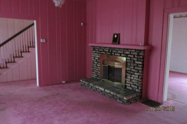 2nd image of 800 N 24th St