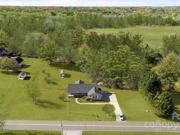 855 Costner School Rd, Bessemer City, NC 28016