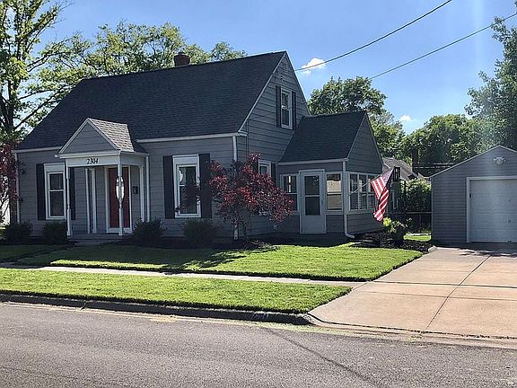 3rd image of 2304 25th St