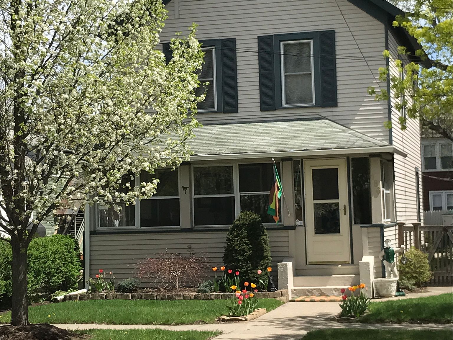 186 East Ave, Saratoga Springs, NY 12866 Zillow