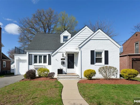 5-18 6th St, Fair Lawn, NJ 07410