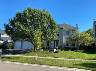 2271 Kealsy Ln, Aurora, IL 60503