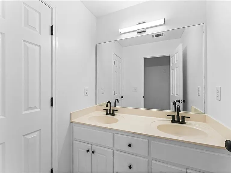 4267 Azalea Walk — Photo 16