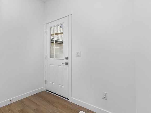 2nd image of 740 Astoria Way