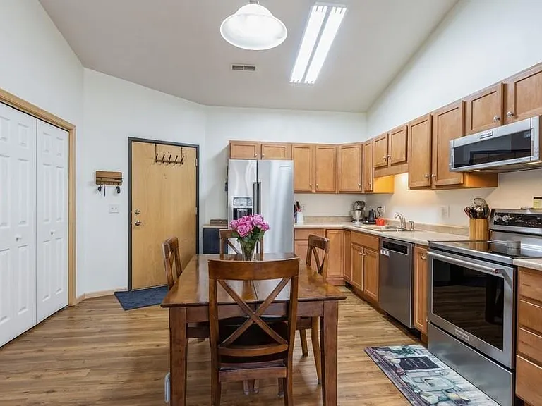 2300 Westlake Rd #302 — Photo 7