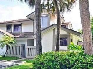 9339 SW 1st St, Plantation, FL 33324