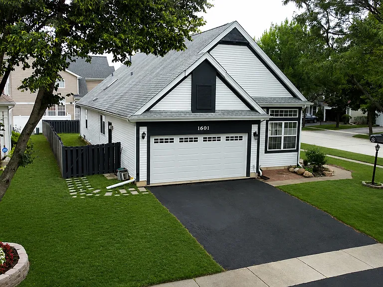 1601 Newgate Ct — Photo 20