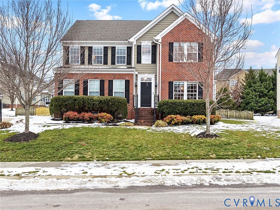1st image of 14384 Charter Landing Dr
