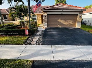1879 Andromeda Ln, Weston, FL 33327