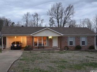 3419 Riverside Dr, Jackson, TN 38301