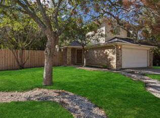 1308 Boardwalk St, Arlington, TX 76011