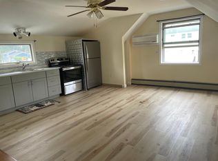 2580 Great Neck Rd #X, Copiague, NY 11726