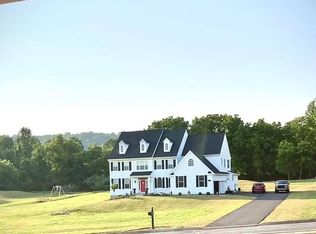 7201 Mount Vernon Dr, Zionsville, PA 18092