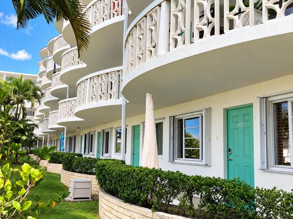 2381 SUNSET Avenue #101, Lake Worth Beach, FL 33461