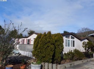 14745 Sandpiper Pl, Brookings, OR 97415