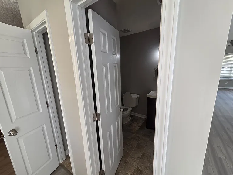 2708 Rozzelles Landing Dr — Photo 22