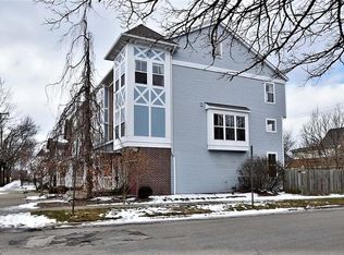 5200 Bridge Ave, Cleveland, OH 44102