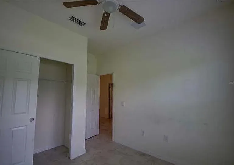 1076 Navigator Rd — Photo 4