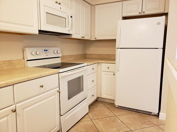 4th image of 1159 Alma St