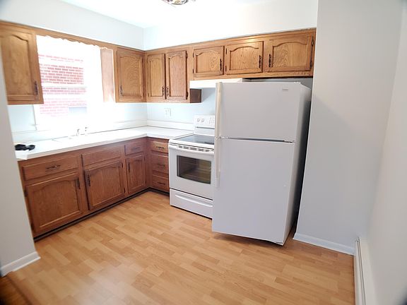 3rd image of 151-10 17th Ave