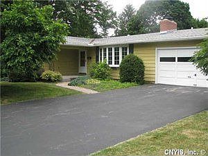 1st image of 119 Kimberly Dr E