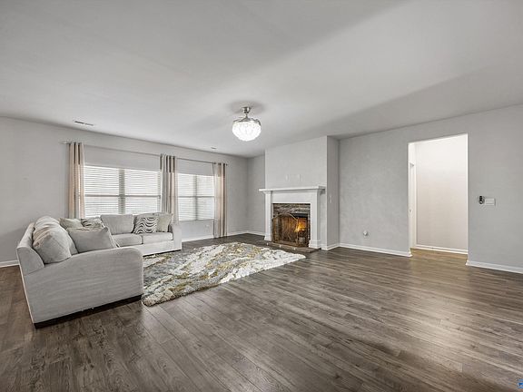 2nd image of 25247 Delilah Cir