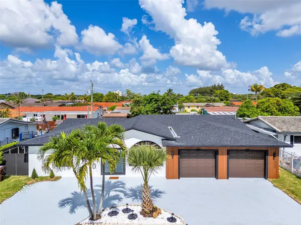 4660 W 8th Pl, Hialeah, FL 33012