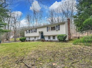 183 Park Rd, Oxford, CT 06478