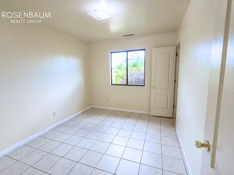 3442 N Greg Dr — Photo 9
