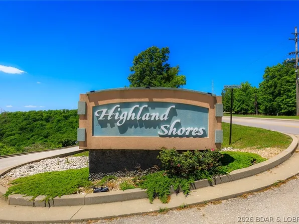 315 Highland Shores Dr #3D, Lake Ozark, MO 65049