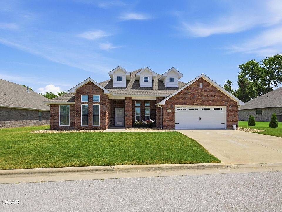 1st image of 1003 McKenzie Cir