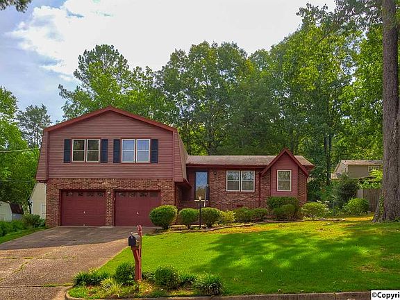 3rd image of 11311 Dellcrest Dr SE