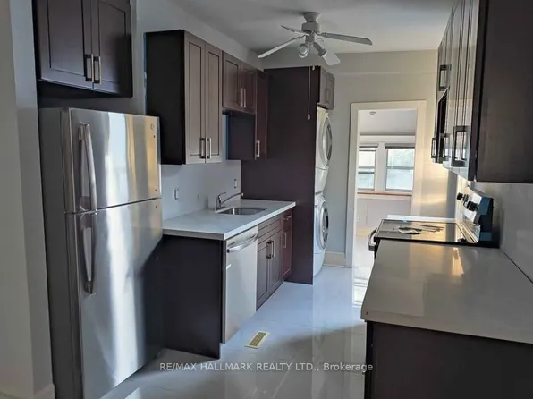 372 Woodbine Ave, Toronto, ON M4L 3P6