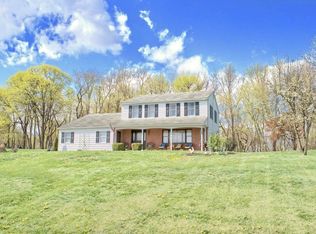 809 Skyview Dr, Milton, PA 17847