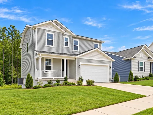 18409 Hewes Ter, Ruther Glen, VA 22546