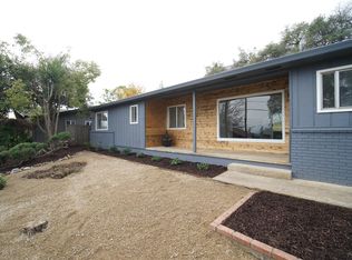 2230 Oak Ridge Dr, Redding, CA 96001