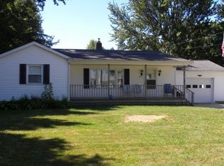391 Dean Dr, Owosso, MI 48867