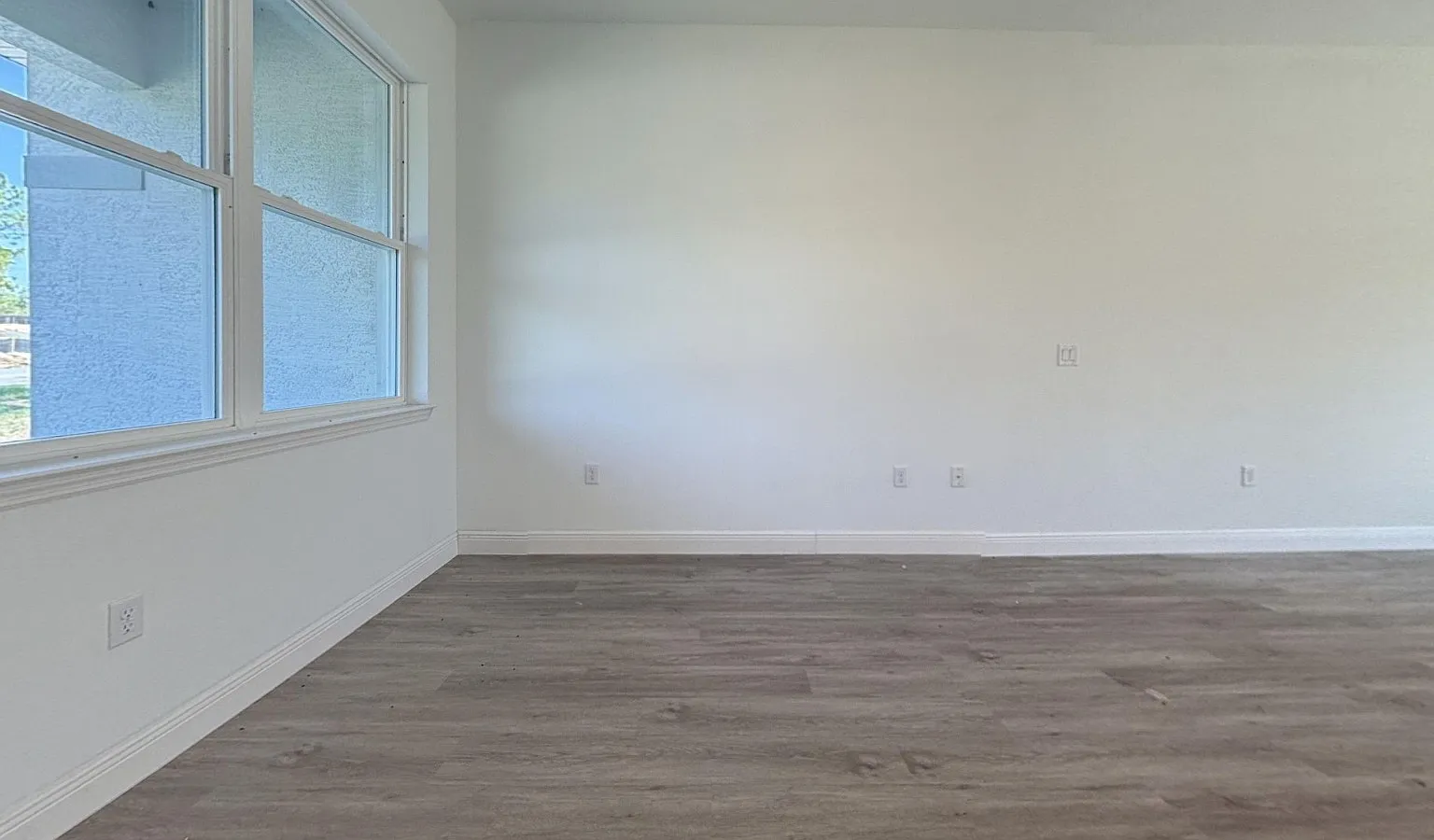 4 bed, 1587 sqft, $1,800 — Photo 3