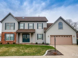 7042 N Aycliffe Dr, Peoria, IL