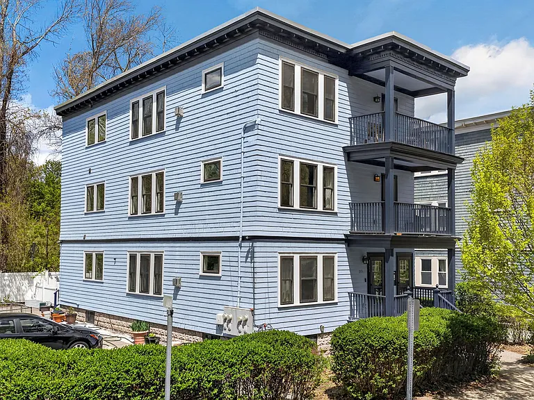 319 Forest Hills St #2 — Photo 30