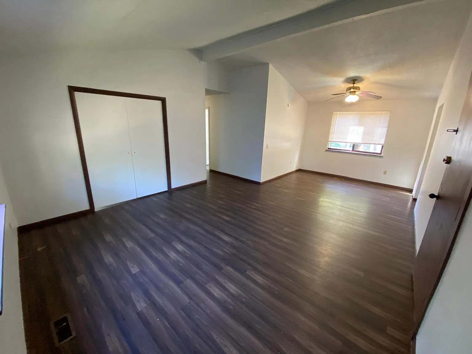 3 bed, 1020 sqft, $1,250 — Photo 1